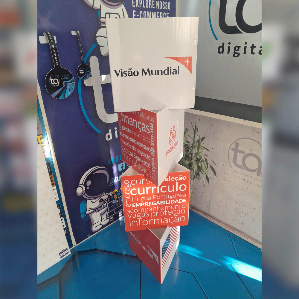 Totem Display Triedro Modular
